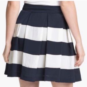 Collective Concepts Navy and White Stripe Pleated Mini Skirt XS NWT
